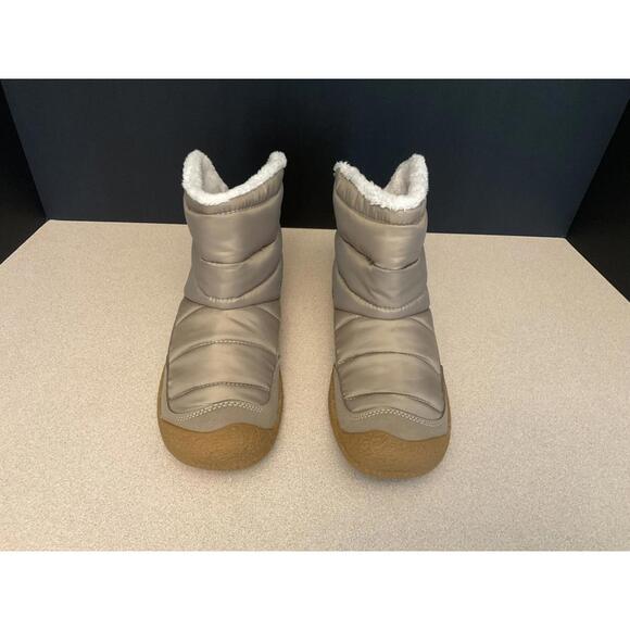 New! Womens Keen Howser II Fold Down Winter Boots. Size 7.5. Nice Boots!!! - Picture 2 of 8